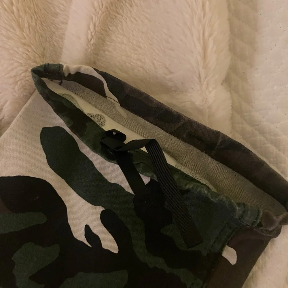 Camo Military Pants (S, Long) - waist 27 to 30 IN. - Picture 6 of 7